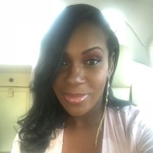 Meet your Posher, Nikita